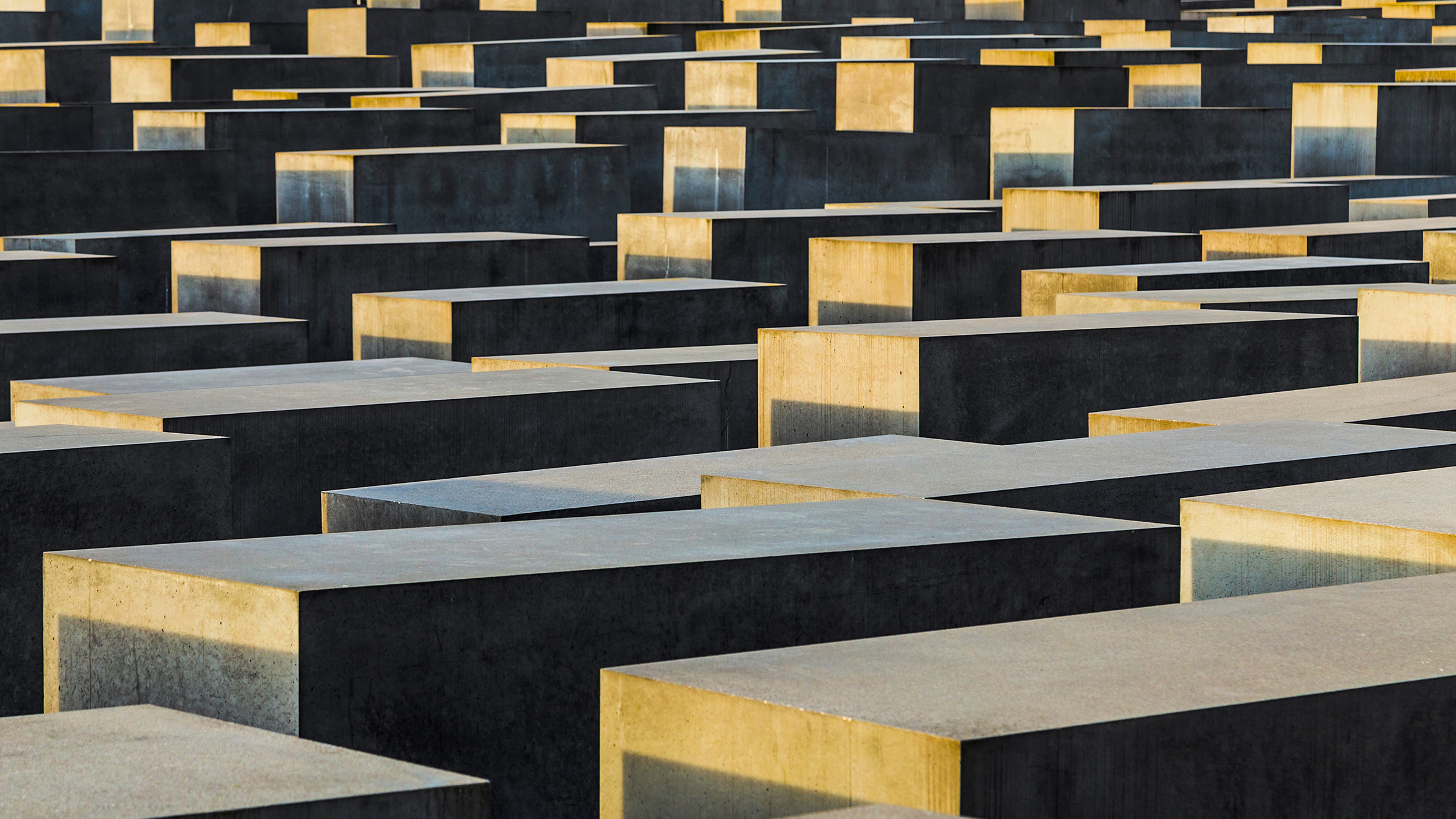 Demokratie erleben: Sachsen unterstützt Bildungsfahrten nach Berlin